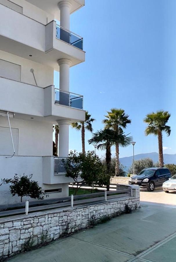 White Sidesea View Apartment Sarandë Exteriér fotografie